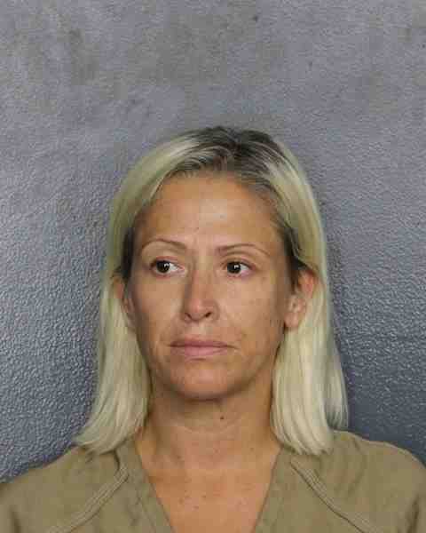 Booking photo for VALENCIA, NATALIA